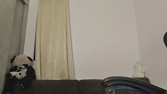 Snapshot of miss_valery2 chatting on June 12, 2026, 3:49 am miss valery2 online show from June 12, 2026, 3:49 am