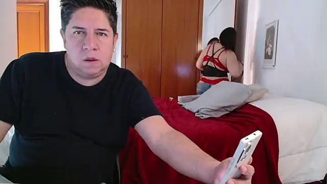 THIAGOEVA online show from April 17, 2026, 8:06 am