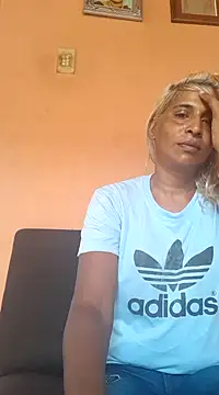 Snapshot of Goodgirlsue_77 chatting on January 30, 2025, 11:01 am Goodgirlsue 77 online show from January 30, 2025, 11:01 am