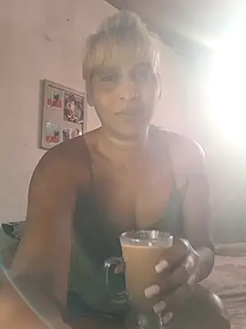 Goodgirlsue 77 online show from December 5, 2025, 4:43 am