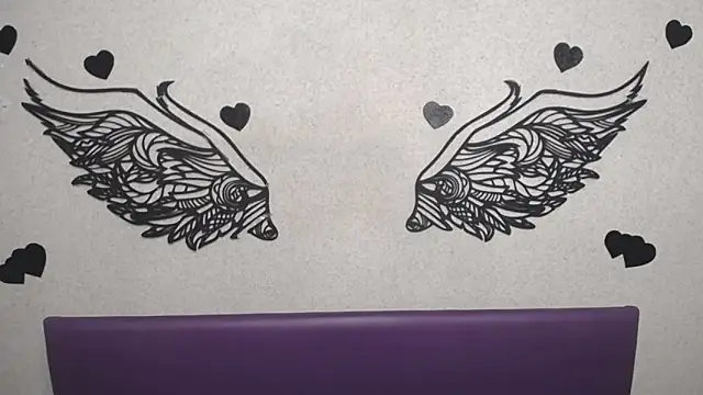 JasmineKouch online show from October 8, 2025, 5:21 pm