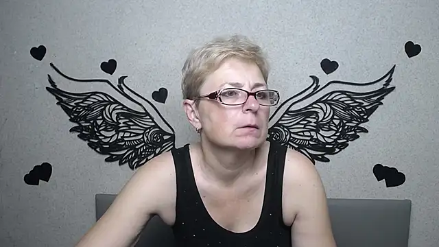 EmiliaGree online show from July 11, 2026, 5:04 pm