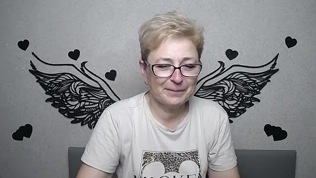 EmiliaGree online show from July 15, 2026, 5:07 pm