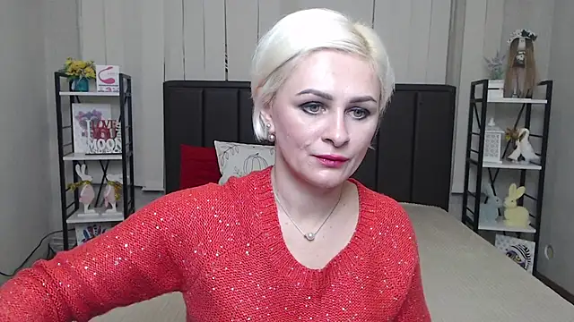 OliviaHorst online show from December 4, 2025, 6:23 am