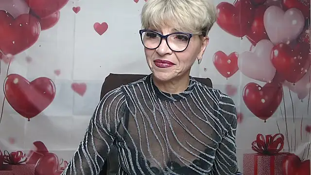 EllaBonito online show from May 4, 2026, 5:36 am
