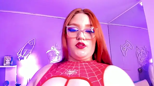 Camiila Osorio online show from January 6, 2026, 7:39 pm