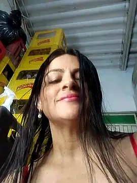 Linda Lars online show from September 12, 2025, 2:33 am