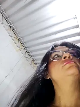 Linda Lars online show from March 10, 2026, 2:05 am