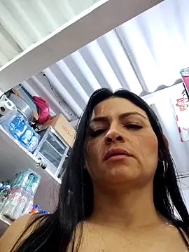 Linda Lars online show from April 17, 2026, 2:58 am