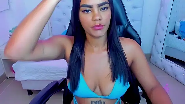 silvana  miller online show from February 17, 2025, 7:10 pm