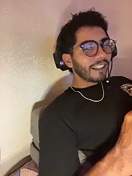 CrazyApachw online show from April 5, 2026, 6:10 am