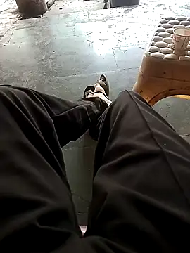 Snapshot of White_devil02 chatting on December 5, 2024, 10:44 am White devil02 online show from December 5, 2024, 10:44 am