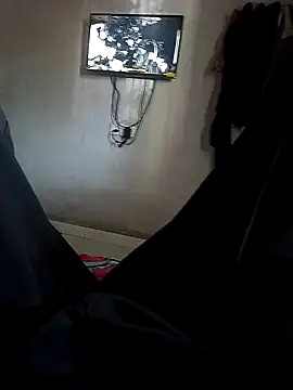 Snapshot of White_devil02 chatting on February 20, 2025, 10:48 am White devil02 online show from February 20, 2025, 10:48 am