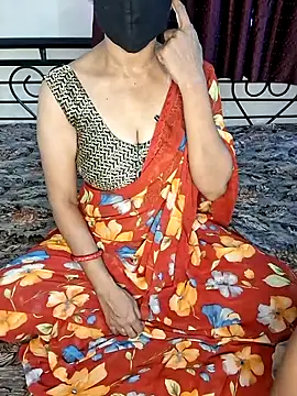 Snapshot of Nitya-Mahesh chatting on June 26, 2026, 8:08 am Nitya-Mahesh online show from June 26, 2026, 8:08 am
