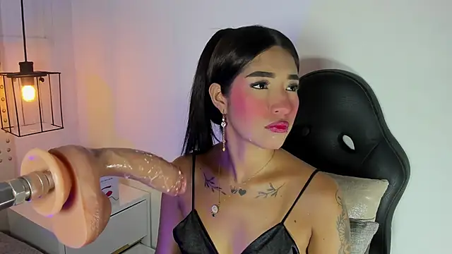 Snapshot of baby_naughty1_ chatting on January 11, 2025, 1:43 pm baby naughty1 online show from January 11, 2025, 1:43 pm