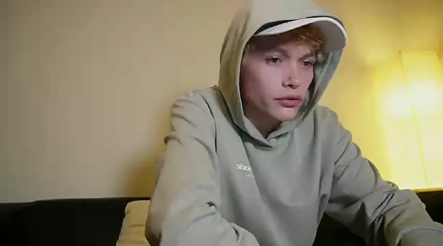 ccamilo-andress online show from December 31, 2024, 5:18 pm