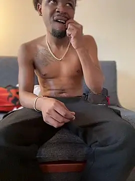 MobyDxck online show from December 15, 2024, 9:09 pm