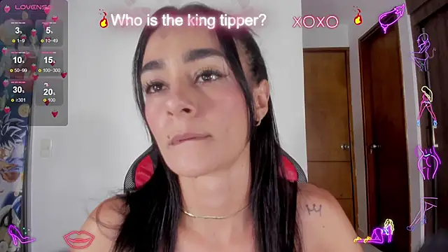 Snapshot of serafelle chatting on February 4, 2025, 1:02 am serafelle online show from February 4, 2025, 1:02 am