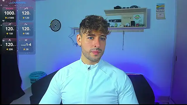 Snapshot of Ares_blue chatting on May 20, 2026, 11:27 am Ares blue online show from May 20, 2026, 11:27 am