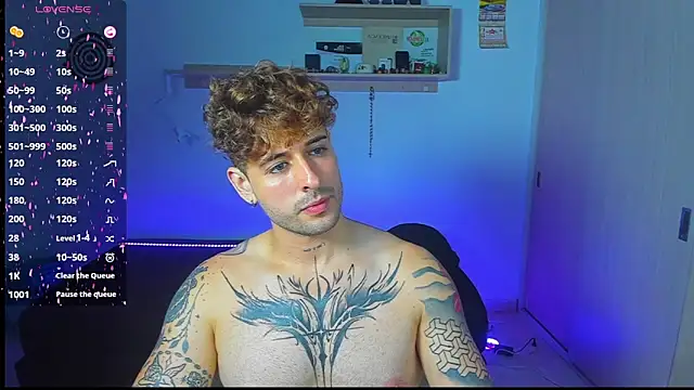 Snapshot of Ares_blue chatting on May 23, 2026, 1:15 pm Ares blue online show from May 23, 2026, 1:15 pm