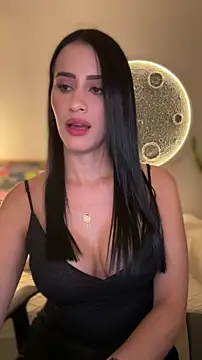 Snapshot of SarahhSmitth1 chatting on April 24, 2026, 12:02 am SarahhSmitth1 online show from April 24, 2026, 12:02 am