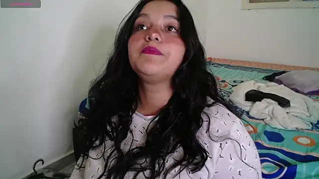 Laurenkenner  online show from July 22, 2026, 6:43 pm