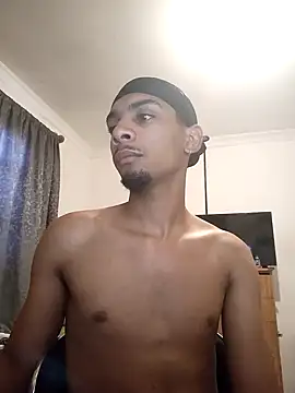 29YOURZ 28  online show from December 4, 2024, 6:11 am