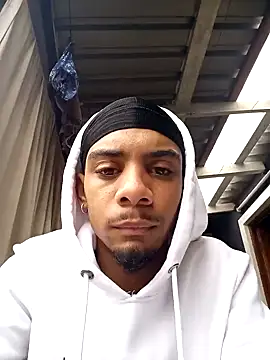 29YOURZ 28  online show from December 6, 2024, 11:54 am