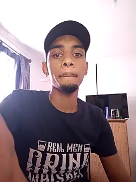 29YOURZ 28  online show from December 11, 2024, 12:23 pm