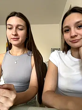 sweety secret  online show from September 11, 2025, 12:49 pm