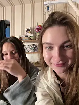 sweety secret  online show from October 28, 2025, 12:52 pm