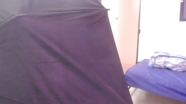 evaleribigtits18 online show from January 19, 2026, 1:09 am