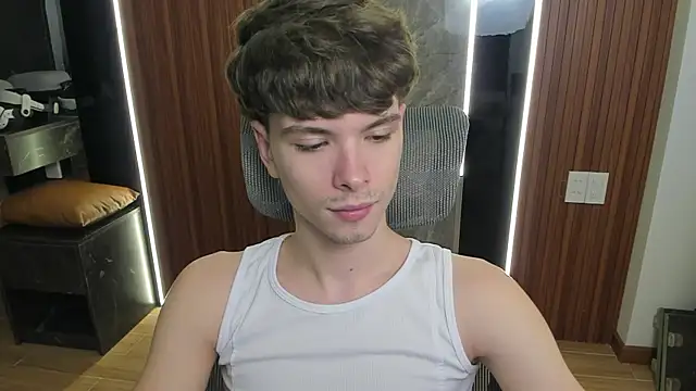 Snapshot of calvin_love_you chatting on May 9, 2026, 5:07 pm calvin love you online show from May 9, 2026, 5:07 pm