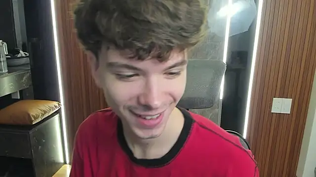 Snapshot of calvin_love_you chatting on May 22, 2026, 5:18 pm calvin love you online show from May 22, 2026, 5:18 pm