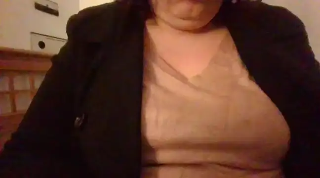 Snapshot of maria38xxx chatting on December 14, 2024, 11:34 pm maria38xxx online show from December 14, 2024, 11:34 pm