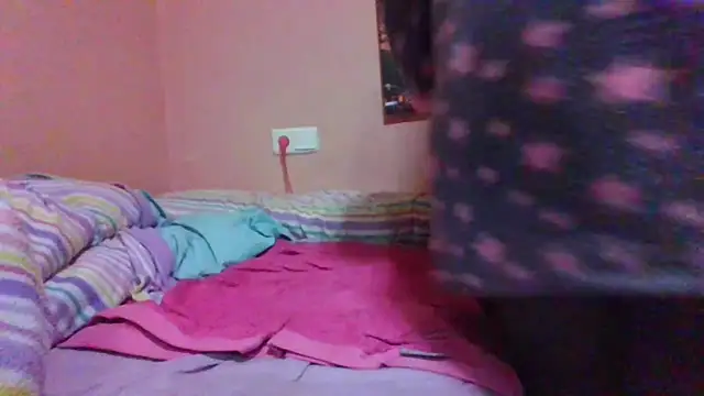 Snapshot of maria38xxx chatting on January 1, 2025, 10:46 pm maria38xxx online show from January 1, 2025, 10:46 pm