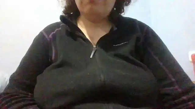 Snapshot of maria38xxx chatting on January 22, 2025, 6:10 am maria38xxx online show from January 22, 2025, 6:10 am