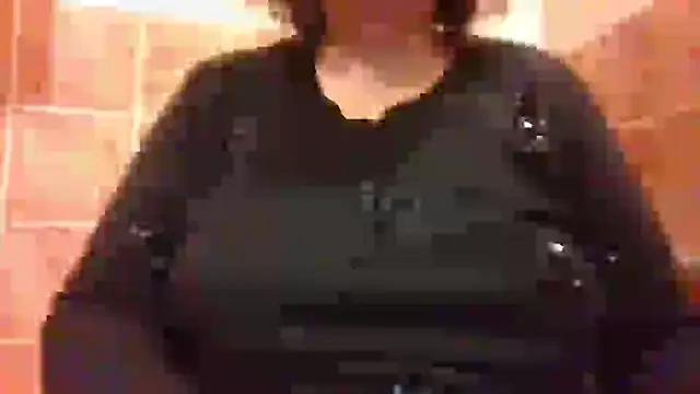 Snapshot of maria38xxx chatting on February 25, 2025, 7:47 pm maria38xxx online show from February 25, 2025, 7:47 pm