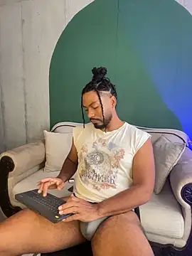 noah jones   online show from February 10, 2026, 4:44 pm