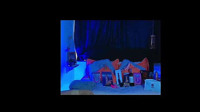 Snapshot of avans_15 chatting on February 15, 2025, 7:39 pm avans 15 online show from February 15, 2025, 7:39 pm