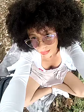 BlairSamy online show from December 11, 2024, 6:42 pm