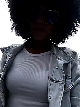 BlairSamy online show from March 7, 2025, 4:55 pm