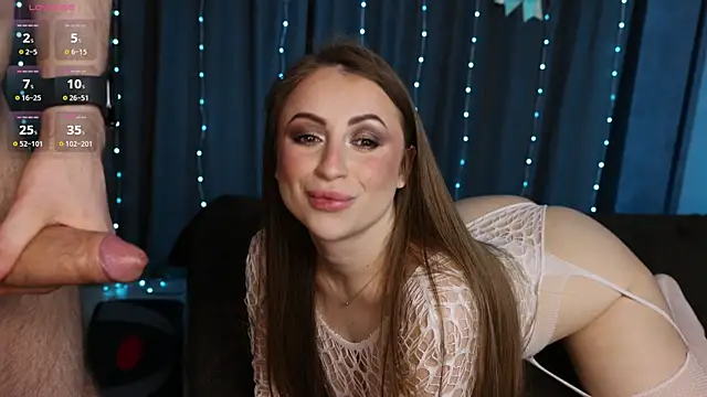 sweet couple777 online show from December 13, 2024, 9:20 pm