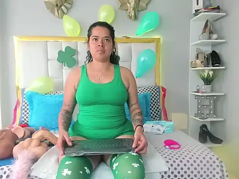 Snapshot of alexa-cooper- chatting on March 17, 2026, 8:45 pm alexa-cooper- online show from March 17, 2026, 8:45 pm