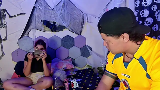 Horny tgn online show from October 30, 2025, 12:39 pm