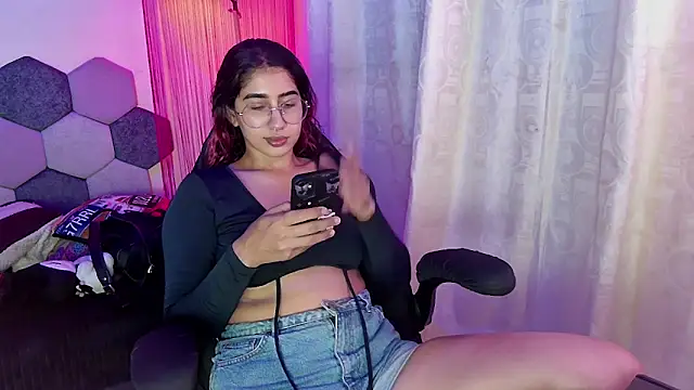 Snapshot of Horny_tgn chatting on May 29, 2026, 6:17 pm Horny tgn online show from May 29, 2026, 6:17 pm