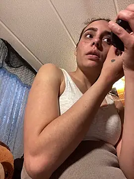 ValeriaLacrozee online show from March 18, 2026, 2:42 pm