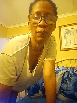 bustybillies online show from July 27, 2026, 4:25 pm