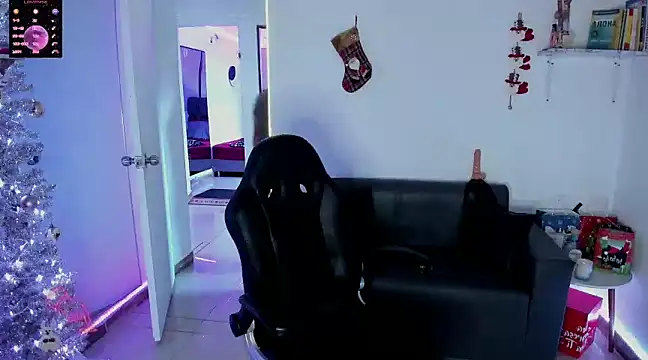 ZhoeStrong online show from January 6, 2025, 11:40 am