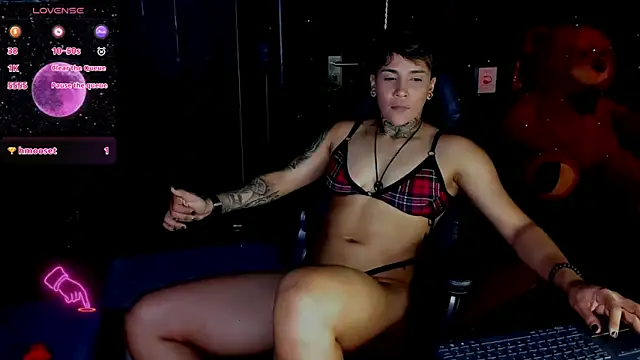 ZhoeStrong online show from March 8, 2025, 11:28 pm